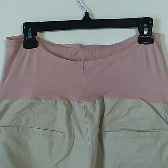 18 Long Maternity Old Navy Khaki Tan Dress Pants - Picture 7 of 8